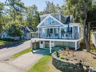 Spofford Lake Rental | Luxurious Waterfront House Rental