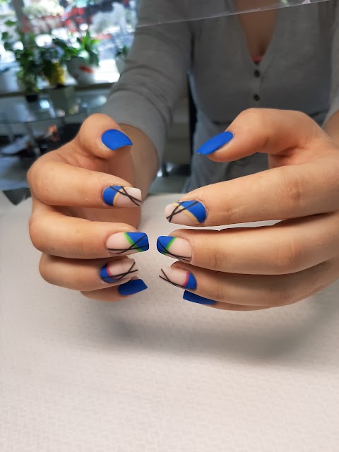 Beauty Nails