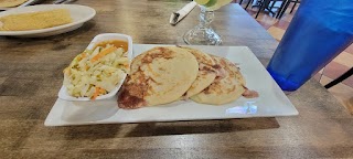 El Salvadoreño Restaurant