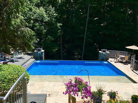 Photo of Artistic Pools - 2121 Killian Road, Akron, OH 44312, USA