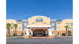 Days Inn & Suites by Wyndham Savannah North I-95