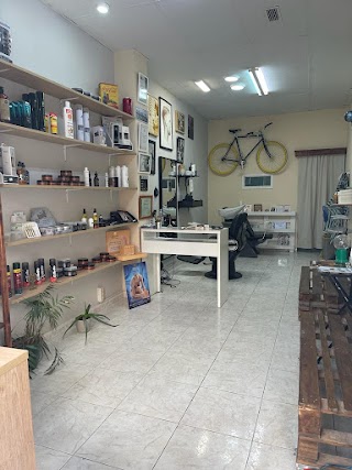 Peluquería & Barbería Caballeros Ezequiel