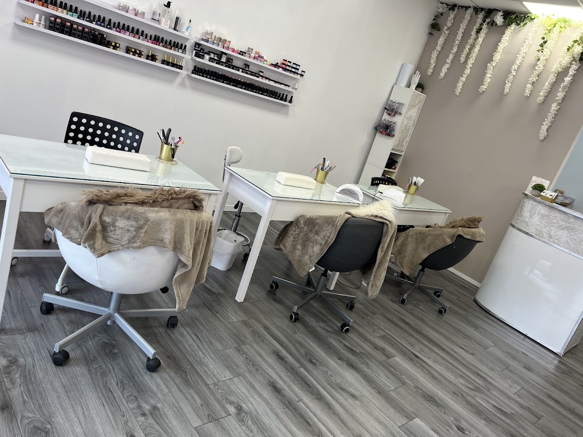 CJP Nail & Beauty Bar in 37 Park Parade, Leigh Park, Havant PO9 5AA, UK - Beauty Salons And Hairdressers featuring 