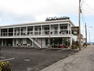 Echo Motel & Oceanfront Cottages