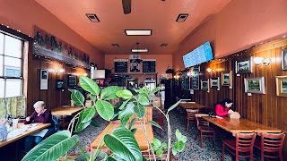 Arcata Pizza & Deli