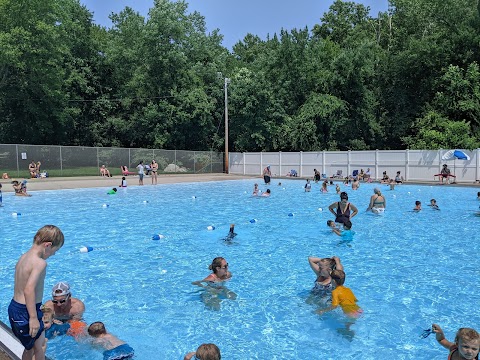 Robert G. Beach Memorial Pool