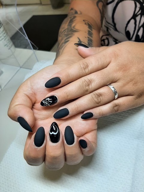 Beauty Nails