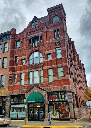 Winona Student Apartments - Choate Building