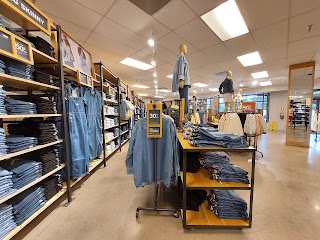 Levi’s Outlet Store