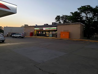 7-Eleven