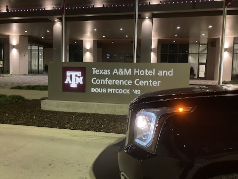 Photo of Capital Limo Houston - 5757 Woodway Drive, Houston, TX 77057, USA