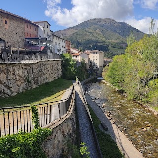 La Bárcena Apartamentos Rurales Y Spa