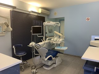 Dr. Bárbara Gamero Cataldo, Dentista