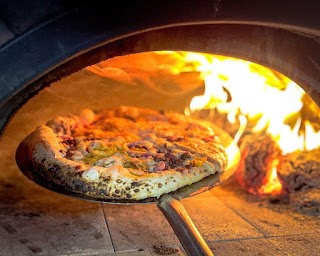 Pizza au feu de bois (food truck Autour de la pizz)