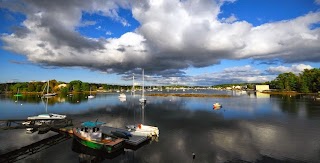 Harborfields Waterfront Vacation Cottages