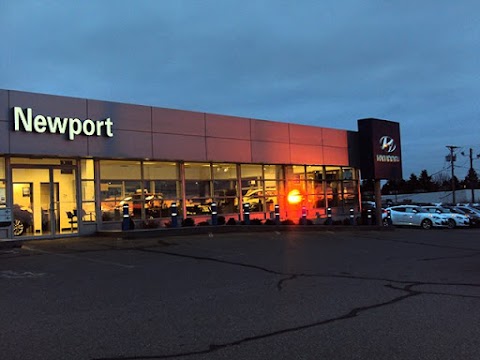 Hyundai of Newport Service Center
