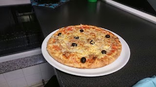 Pizzeria Napoli mit Lieferservice