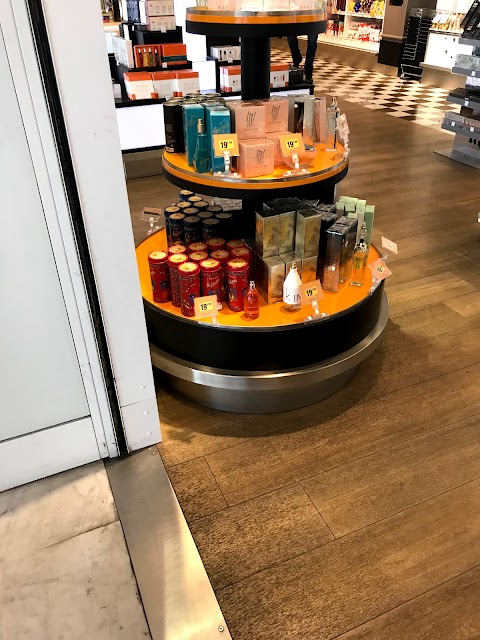 DUTY FREE CDG Terminal 2F - Alcool, Tabac, Gastronomie, Beauté et Mode (BuY PARIS DUTY FREE)