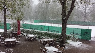 Tennis-Café