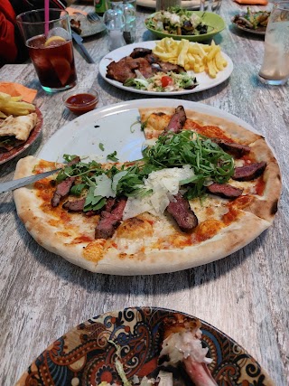 La Pala - Pizza, Bar & Restaurant