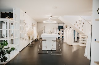 noni – Moderne Brautmode, Zweiteiler und Brautkleider in Köln
