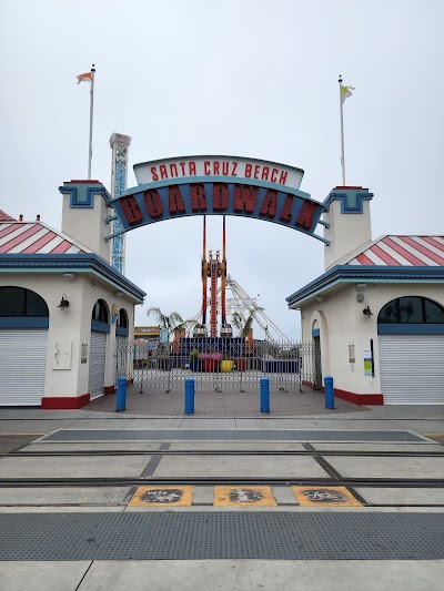 photo of Santa Cruz Beach Boardwalk