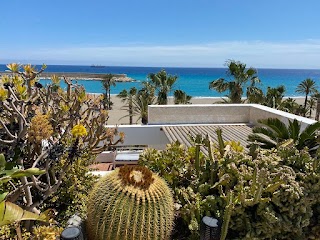 ¡VAMOS A LA PLAYA! 2 Pisos súper equipados en alquiler en Carboneras Fibra Wi-Fi 600 mb Amplia terraza 1ª línea de playa - AC