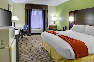 Holiday Inn Express & Suites Charleston NW - Cross Lanes, an IHG Hotel