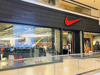 Nike Factory Store - Downtown Philadelphia