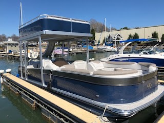 Carefree Boat Club LKW Tega Cay