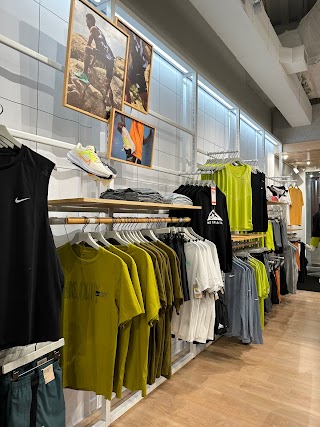 Nike Well Collective - Natick