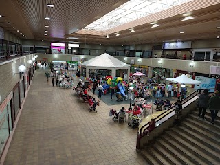 Centro Comercial Zoco Monterozas