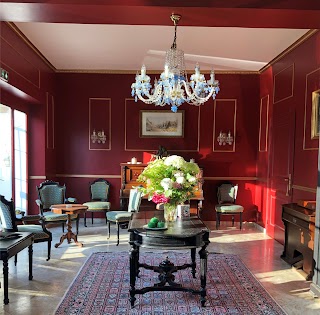 Logis Restaurant Château De La Marjolaine