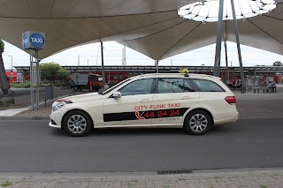 Herbert Kretschmer , City-Funk-Taxi und Busbetrieb