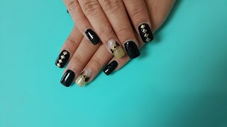 Queen Nails, Corp