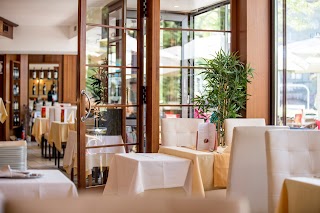 Restaurant - Café da Vito , giardino delle Rosé