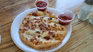 Breadeaux Pizza