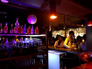 Mr. Vaho Club & Lounge