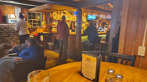 Photo of Hyde Away - 1428 Mill Brook Road, Waitsfield, VT 05673, USA