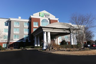 Holiday Inn Express & Suites I-26 & US 29 at Westgate Mall, an IHG Hotel