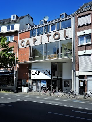 CAPITOL Lounge Kino