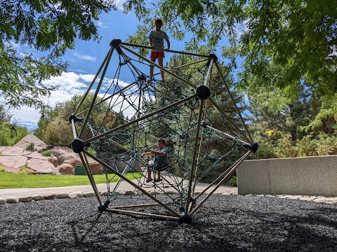 Children's Discovery Garden