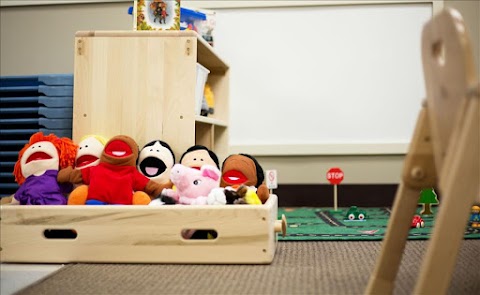 Photo of Manhasset KinderCare - 1355 Northern Boulevard, Manhasset, NY 11030, USA