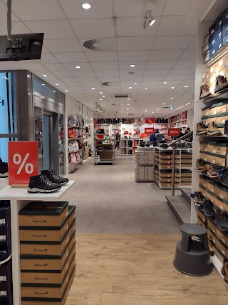 DEICHMANN