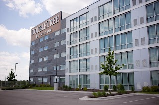 DoubleTree by Hilton Omaha Southwest