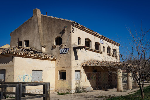 Antigua estación de Bot