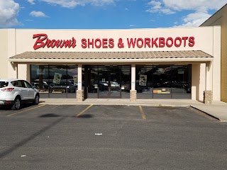 Brown’s Shoe Fit