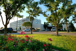 DoubleTree by Hilton Hotel Wichita Airport