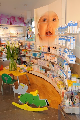 PHARMACIE NICOULAUD