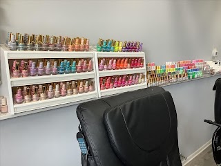 Serenity Nails and Beauty Bar